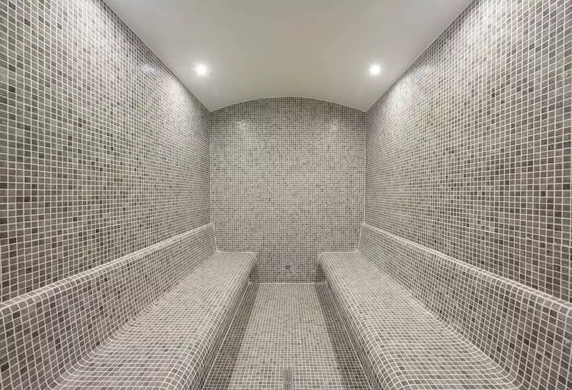 ホテル Ramada Encore By Wyndham Istanbul Sisli