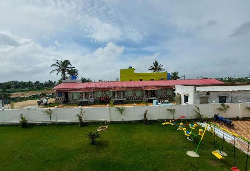 Hotel Sweet Dream Beach Resort !! 50 Mts From Beach ! Peaceful Room With Garden View Free Parking !!