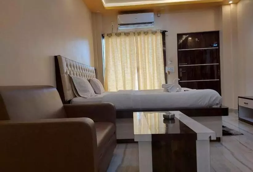 ホテル Sweet Dream Beach Resort !! 50 Mts From Beach ! Peaceful Room With Garden View Free Parking !!