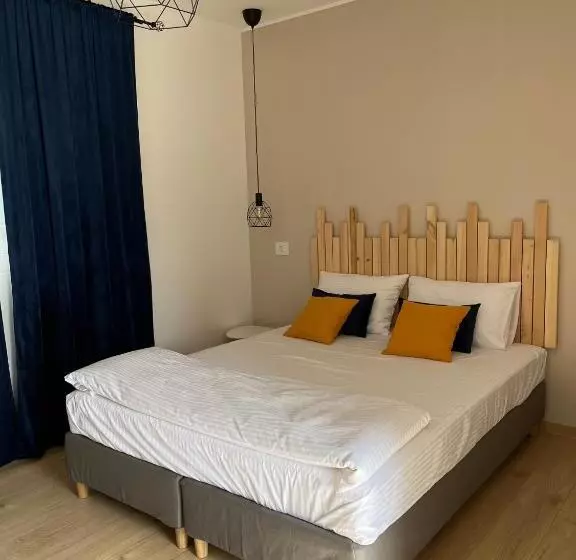 Pensió Maison 25