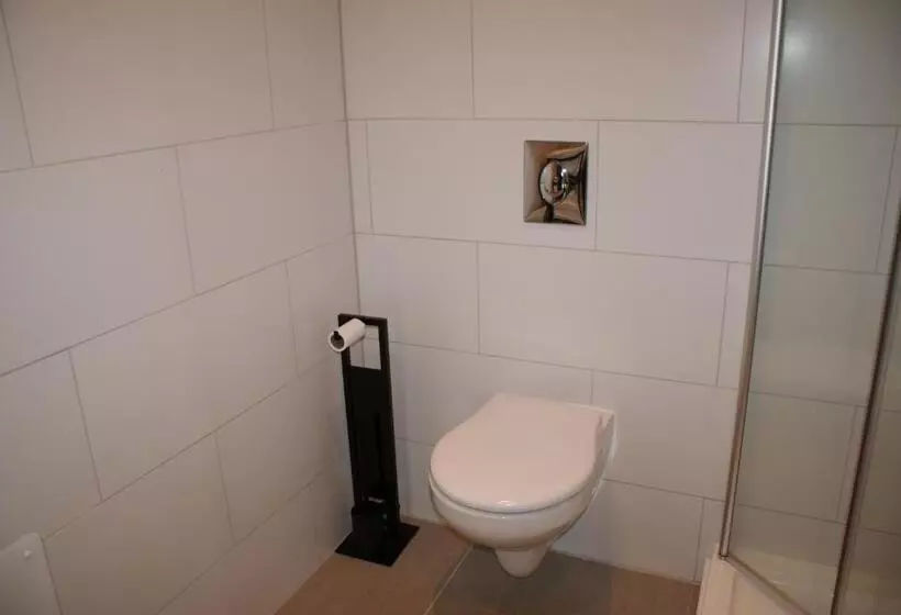 Lomakeskus Sleeping Barrel Lodge Smaken Av Ryfylke Event As, Drives Ikke Som Hotell