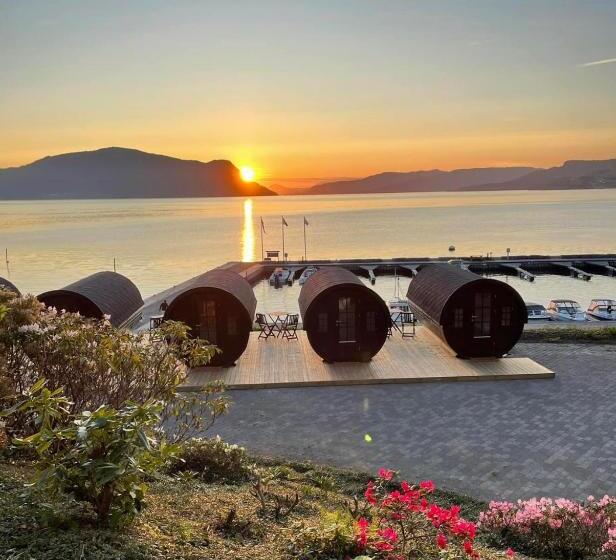 Resort Sleeping Barrel Lodge Smaken Av Ryfylke Event As, Drives Ikke Som Hotell
