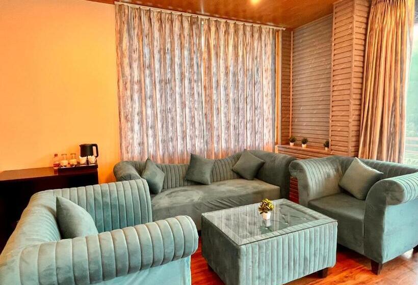 בית מלון כפרי Bentenwood Resort A Beutiful Scenic Mountain & River View