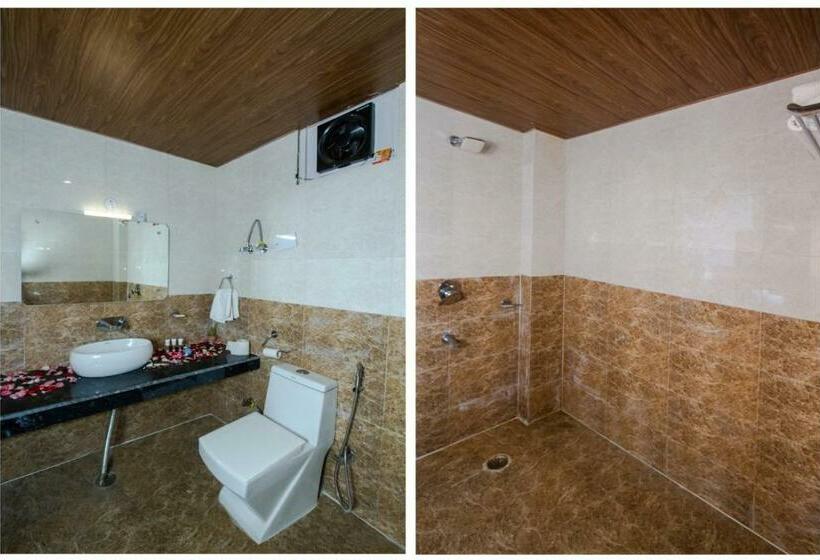 هتل Kanyal Hills View Tha Mountain