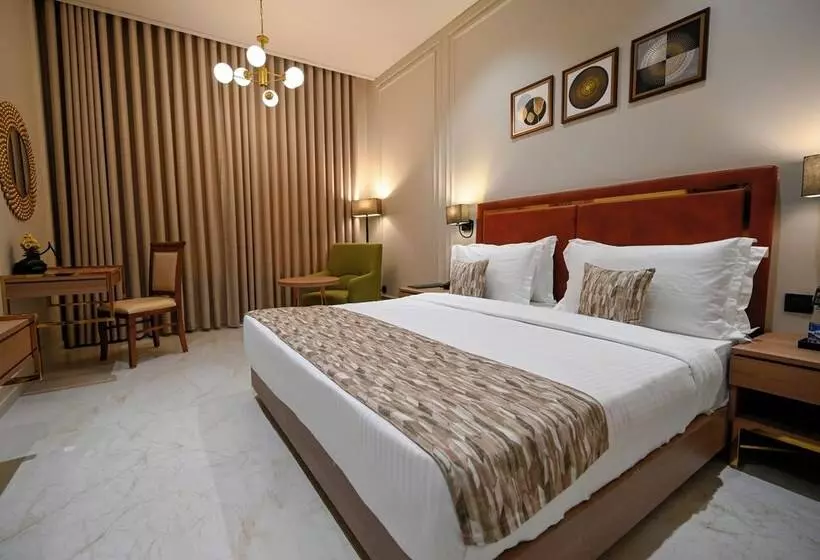 Hotelli Kings Kraft The Park Executive