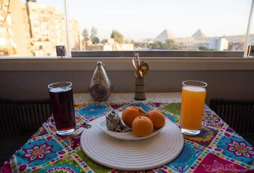 King Tout Hotel Pyramids View