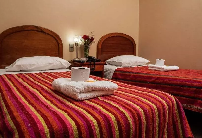 پانسیون Hostal Pukawara