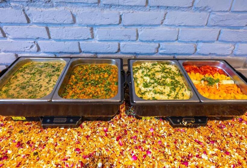 בית מלון כפרי Himalayan Yoga Association