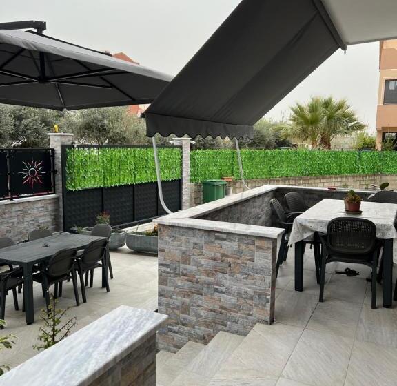 پانسیون Vila Eljus