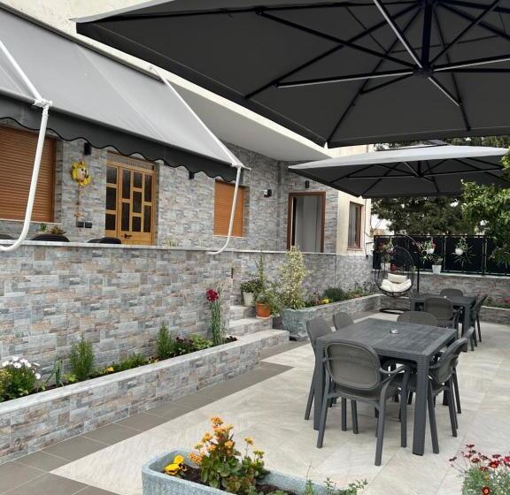 پانسیون Vila Eljus