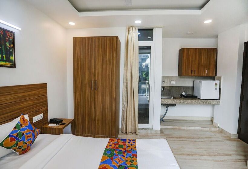 Fabhotel Unique Stay