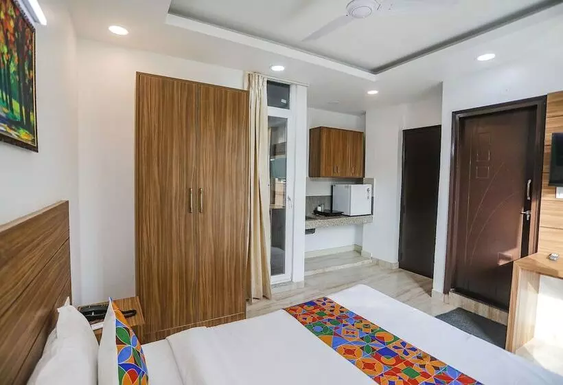 Fabhotel Unique Stay