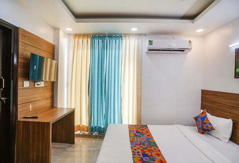 Fabhotel Unique Stay