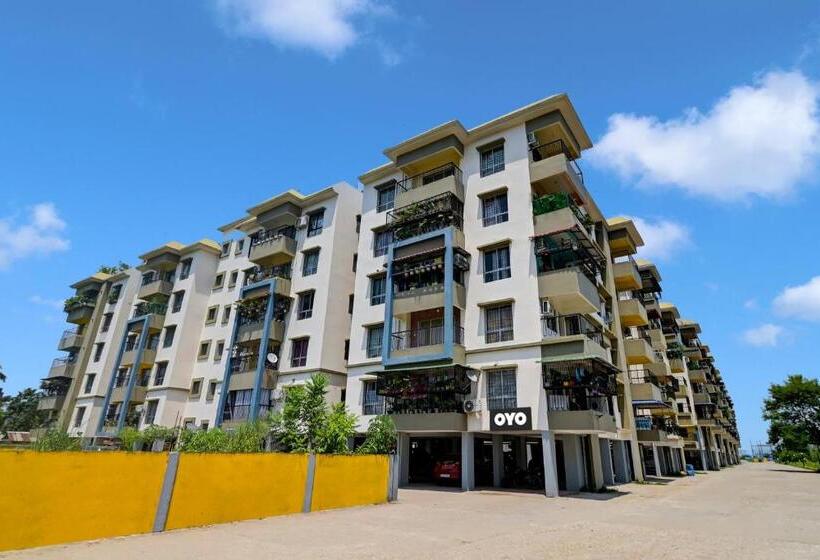 בית מלון כפרי Oyo Flagship Ashiyana