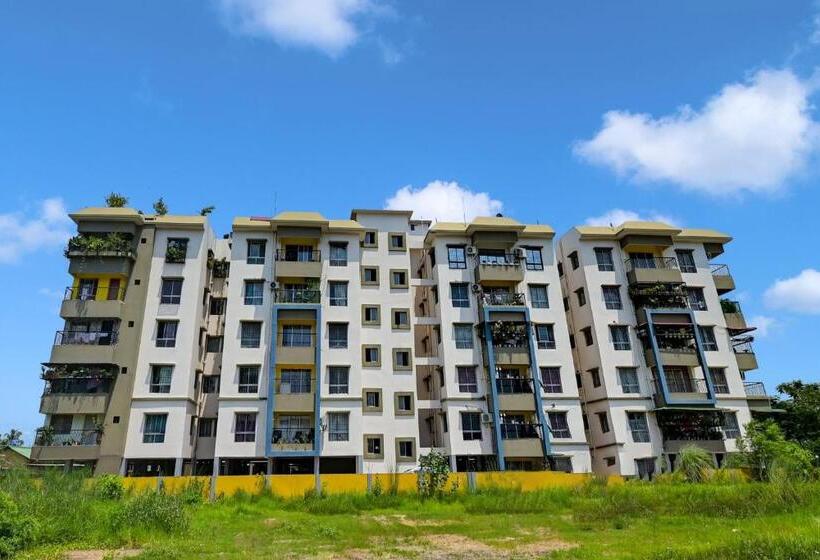 בית מלון כפרי Oyo Flagship Ashiyana