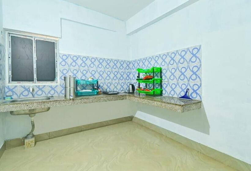 בית מלון כפרי Oyo Flagship Ashiyana