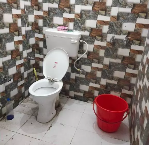 Hotelli Oyo Saini Guest House