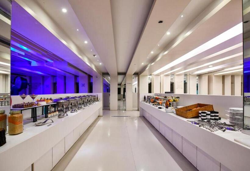 호텔 Premier Tamanna