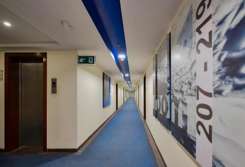 호텔 Premier Tamanna