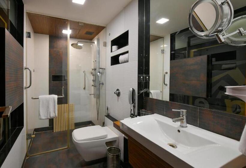 호텔 Premier Tamanna