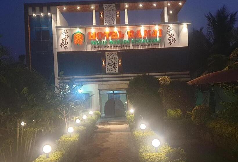 호텔 Ramji Family Garden Lodging Restaurant