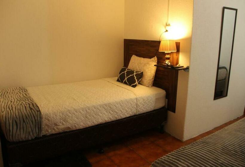 پانسیون Real Hostal