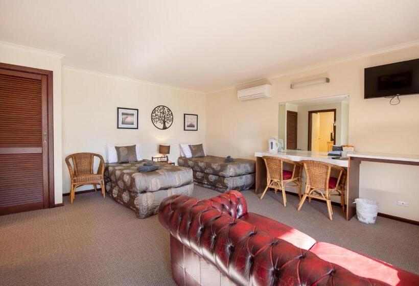 Ardrossan Hotel Motel