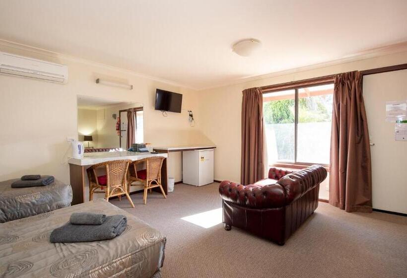 Ardrossan Hotel Motel