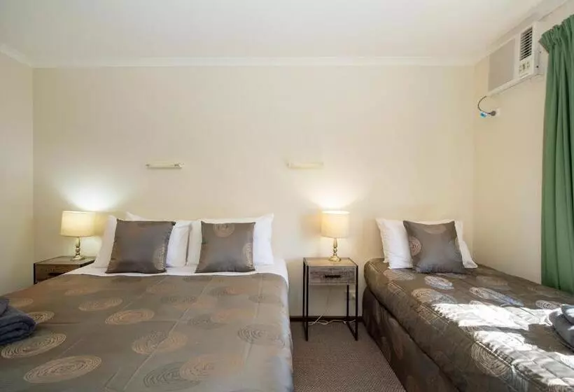 Ardrossan Hotel Motel