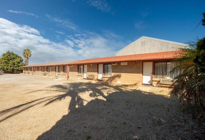 Ardrossan Hotel Motel