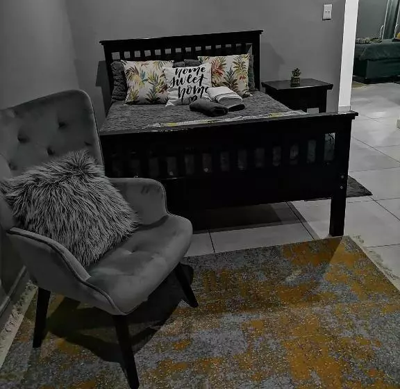 Aamiaismajoitus (B&B) Lady D Exclusive Abode