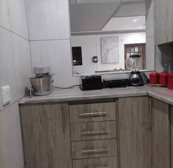 Aamiaismajoitus (B&B) Lady D Exclusive Abode