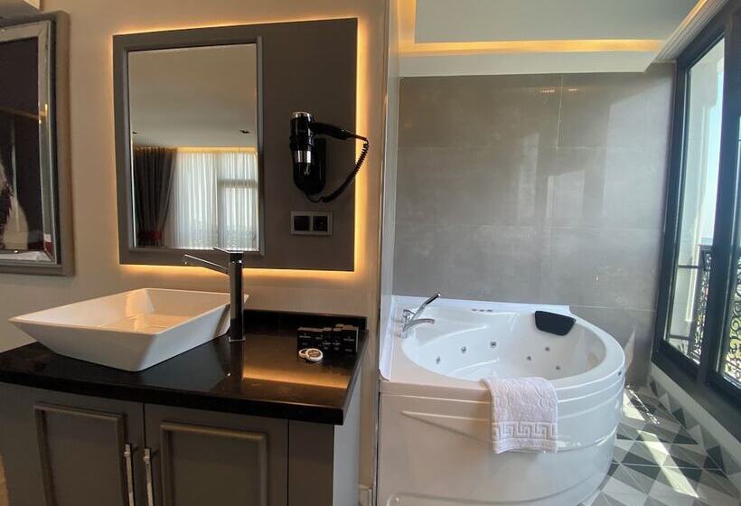 Atar Airport Hotel & Spa