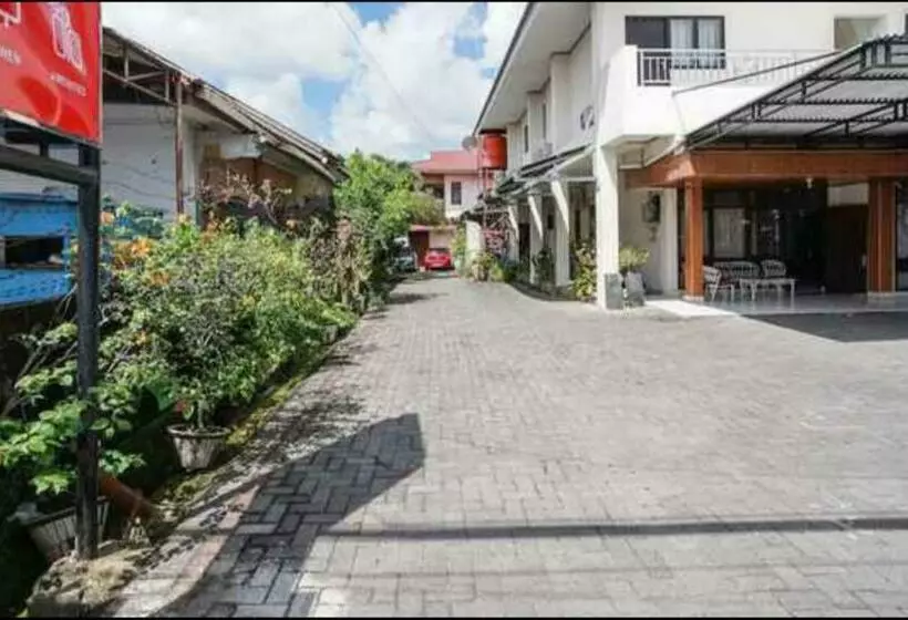 ホテル Pas Residence Sam Ratulangi Airport Mitra Reddoorz