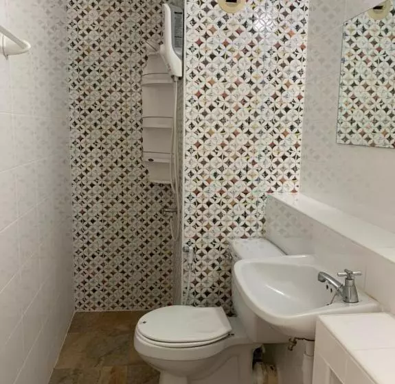 Hotelli Popular The Best Muangthongthani 日常房间公寓