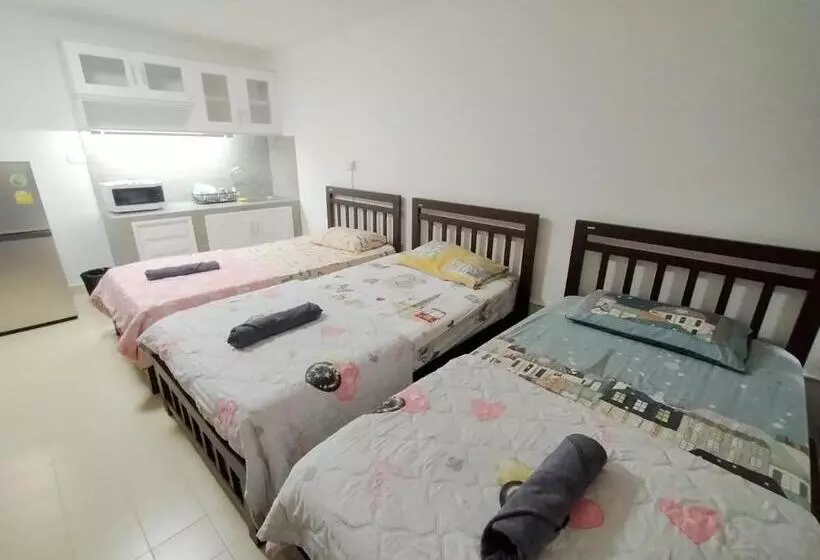 Hotelli Popular The Best Muangthongthani 日常房间公寓