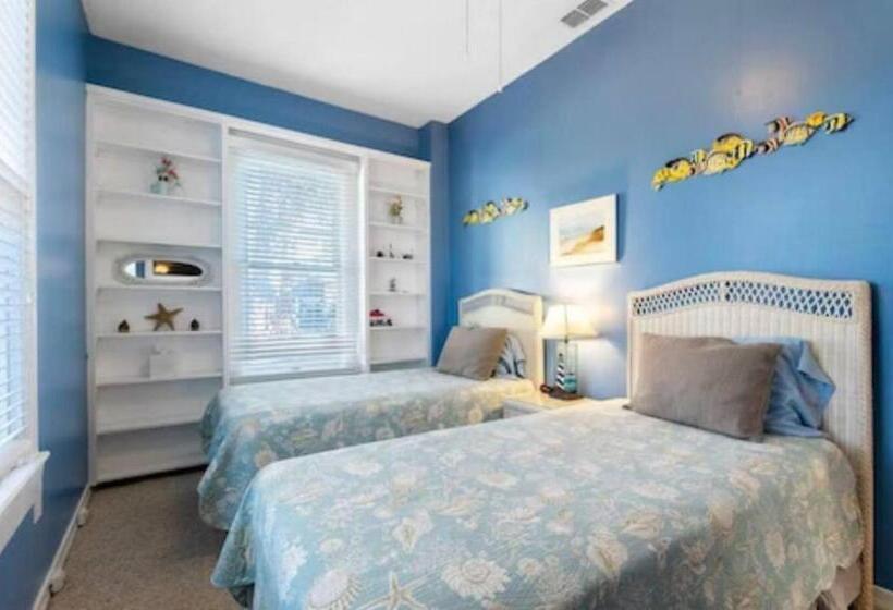 فندق صغير Beach Cottage Steps From The Ocean