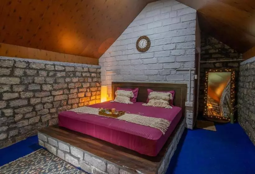 Aamiaismajoitus (B&B) House Of Manali