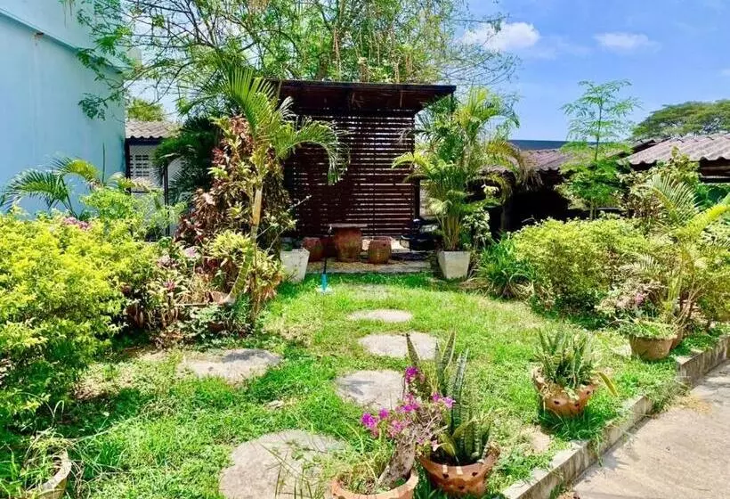 ホテル Baan Kenpoo Resort