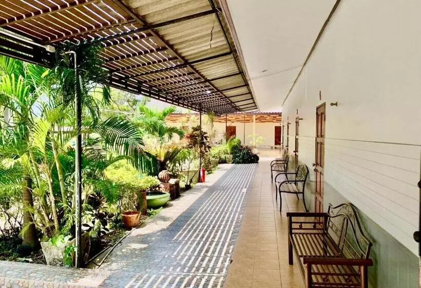 ホテル Baan Kenpoo Resort