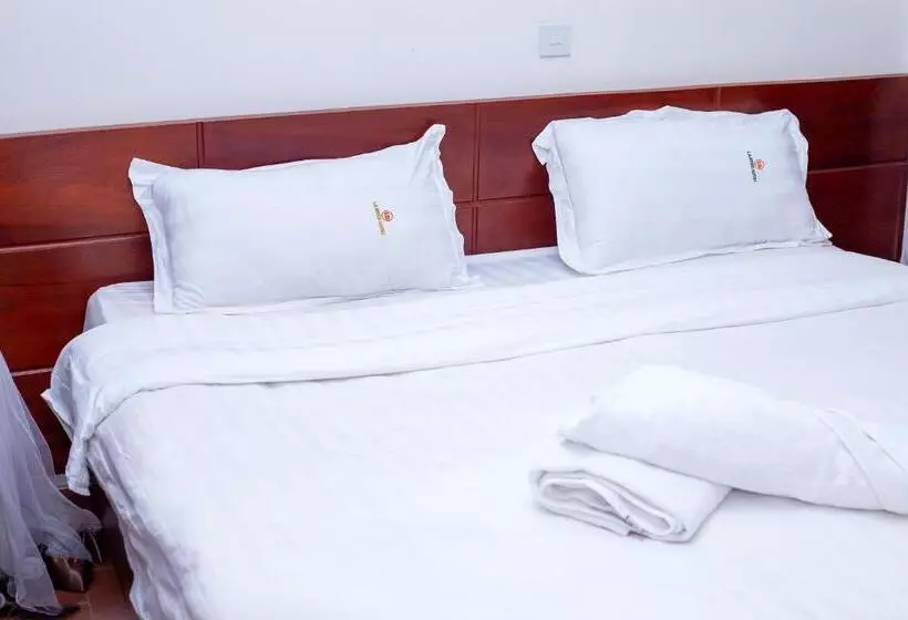 هتل La Brezi Suites