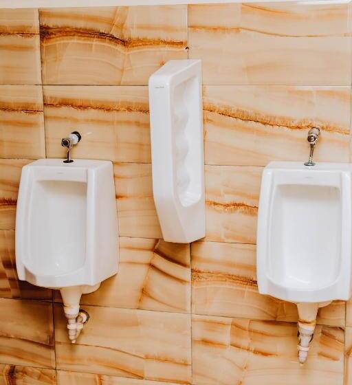 호텔 La Brezi Suites