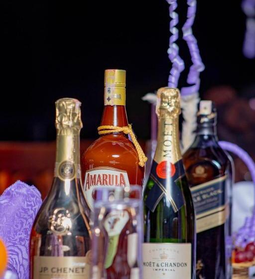 호텔 La Brezi Suites