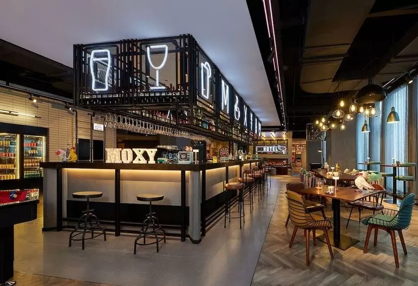هتل Moxy Xi An Downtown