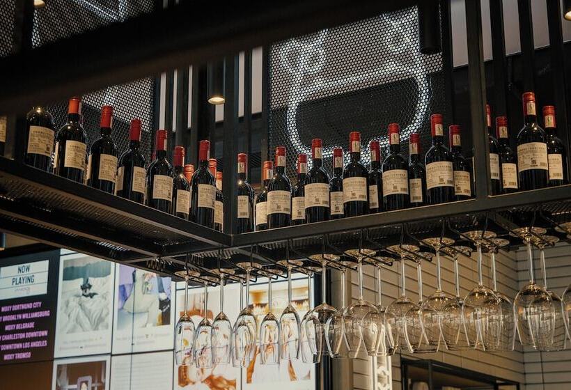 Hotel Moxy Xi An Downtown