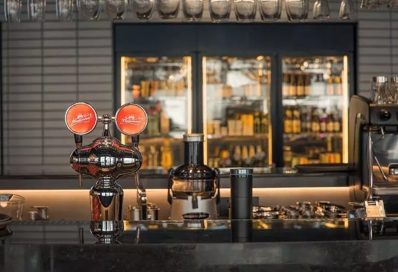 هتل Moxy Xi An Downtown