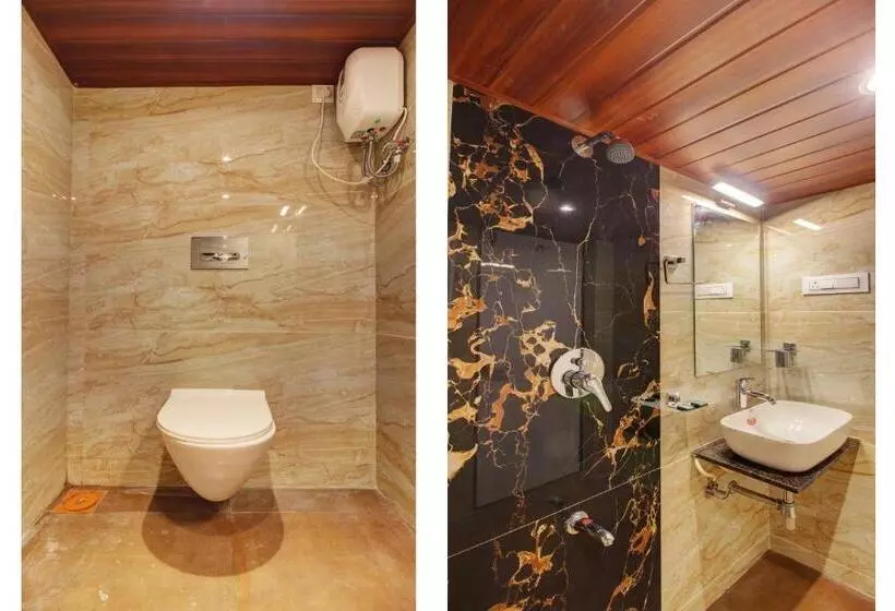 هتل Sapphire Inn