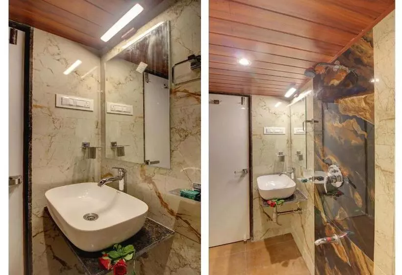 هتل Sapphire Inn
