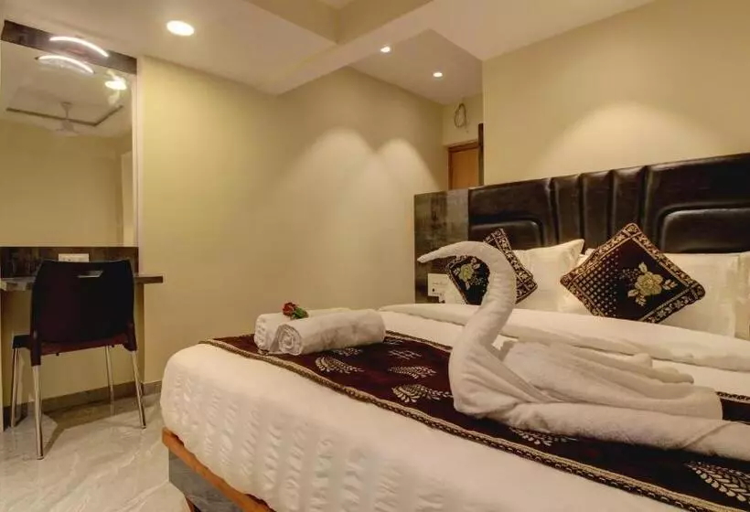 هتل Sapphire Inn