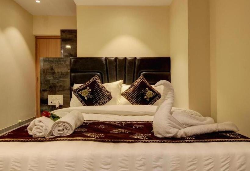 فندق Sapphire Inn